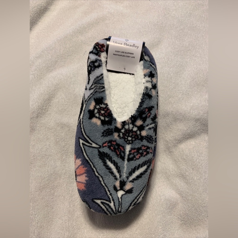 Vera Bradley ladies cozy life slipper size medium